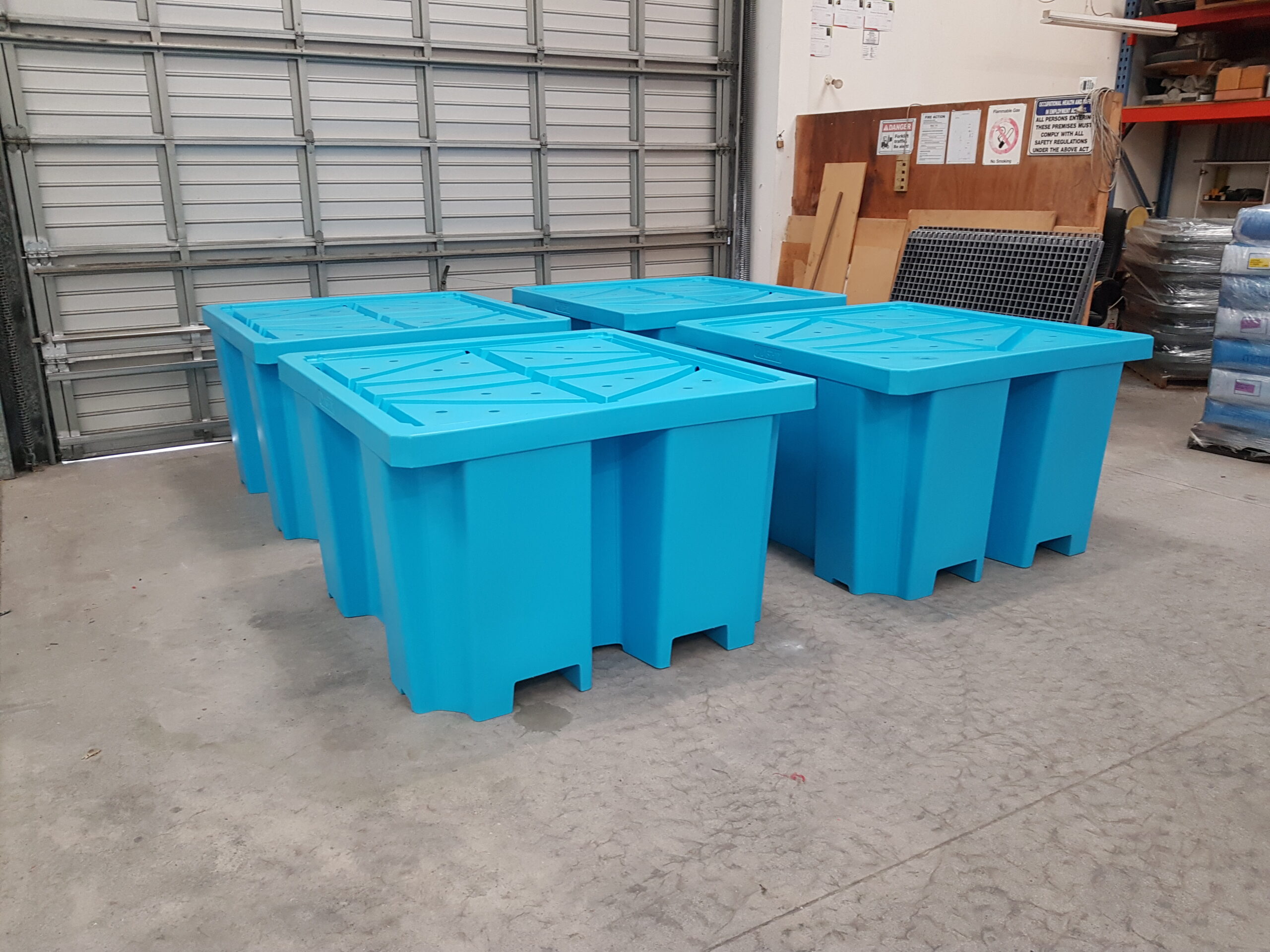 plastax blue plastic bunc spill containment